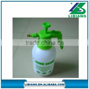 1.5L Plastic Hand Pump Garden Sprayer thumbnail-1