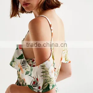 2017 Sexy V-neck and Bare Shoulder Ladies Short Floral Printed Jumpsuit thumbnail-5