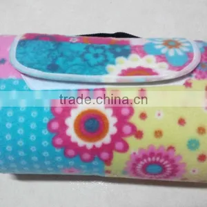 2014 Hot Sell Flower Printed Waterpoof Polar Fleece Camp Picnic Blanket thumbnail-1