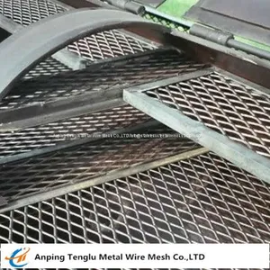 Expanded Metal Stair Treads thumbnail-1