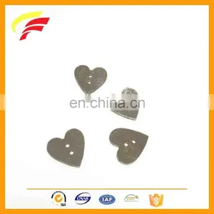 Customized Zinc Alloy Metal Two Holes Heart Shaped Button With Enamel Logo thumbnail-5