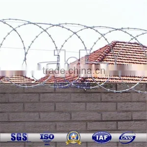 Hot Dipped Galvanized Flat Wrap Razor Wire thumbnail-1