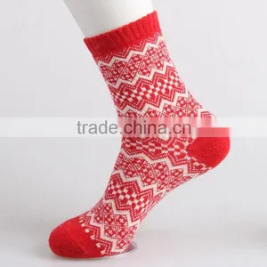 Women's Thicken Socks 5 Pairs/lot New Winter Thermal Cashmere Socks Women Warm Rabbit Wool Socks thumbnail-5