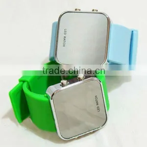 Colorful Fashion Silicone Led Watches thumbnail-1