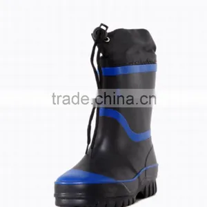 Good Quality Water Proof Black Rain Boots Shoes for Sale thumbnail-3