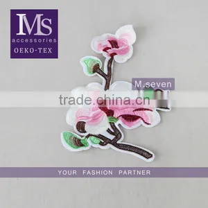 Beautiful Pink Color Wild Peach Flower Embroidery Patch Fashion Applique Polyester Logo Patches for Garment thumbnail-1