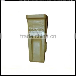 205-70-19570 PC100 PC200 Excavator Bucket Teeth Bucket Tip thumbnail-1