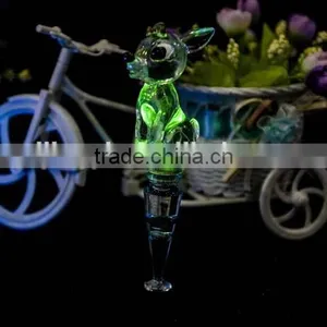 Clear Acrylic Led Color Changing Beer Bottle Stopper Supplier thumbnail-3