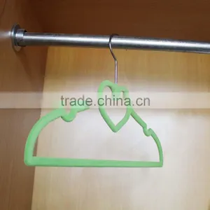 Heart Type None Slip Thick Plastic Hangers thumbnail-2