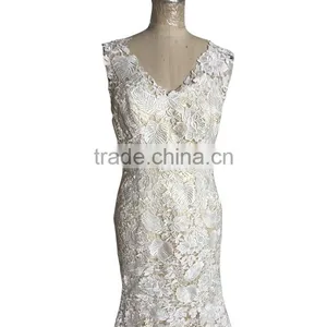 China OEM Supply Backless Lace Sheath Wedding Dresses Made In China thumbnail-3