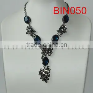 Unique Wholesale Multi Crystal Floral Necklace thumbnail-1