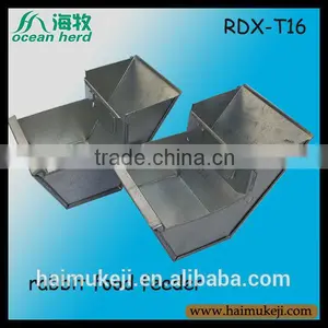 Wholesale Rabbit Food Feeder thumbnail-1