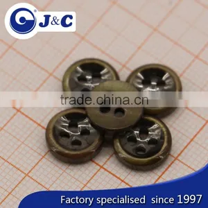 TR Sea Shell Fastener thumbnail-1