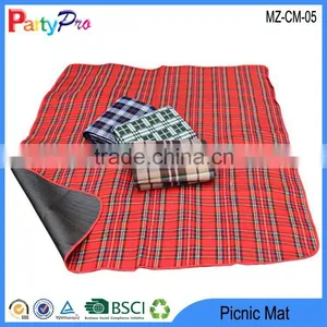 2015 Hot Colorful Dampproof Baby Crawling Pad Camping Too Outdoor Folding Padded Beach Picnic Mat thumbnail-1