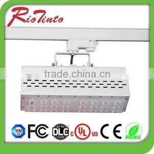 High Quality Design Patented Anti-glare Lens High Lumen Indoor Lighting 30w LED Track Light LED Shop Store Light thumbnail-4