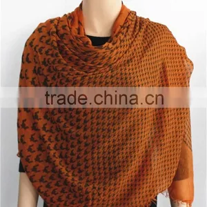 Houndstooth Printed Viscose Scarf With Fringe thumbnail-3
