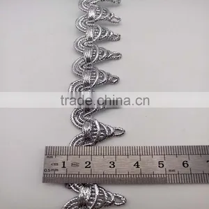 Lampshade Pyramid Vintage Metallic Silver Lace Braid Trim thumbnail-2