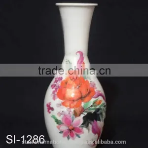VASES FOR FLOWERS WITH ATTRACTIVE DESIGN ON IT thumbnail-1