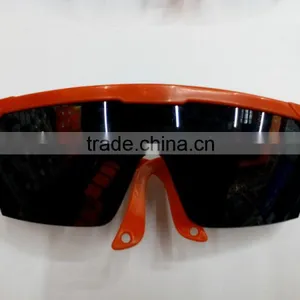 Wokers Safety Glasess thumbnail-2