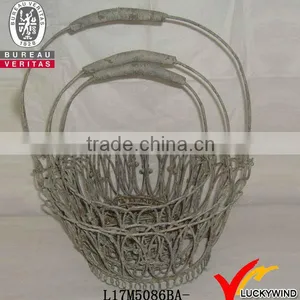 Functional Durable Vintage Country Style Metal Garden Baskets for Sale thumbnail-1