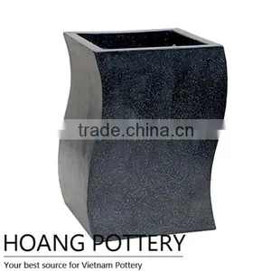 Curve Black Terrazzo Flower Planter Wholesale thumbnail-1