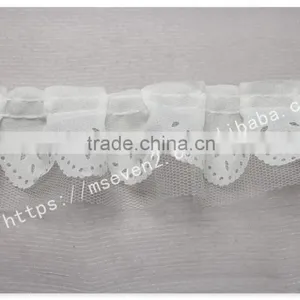 Simple Design 5cm Width Polyetser Folded Mesh Fabric Bridal Trim in White thumbnail-2