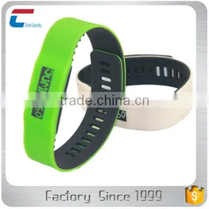 CXJRFID Eco-friendly Waterproof Custom 13.56 Nfc Wristband Silicone Rfid Slicone Wristband thumbnail-1