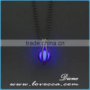 New Arrival Water Drop Glow in the Dark Luminous Necklace Locket Pendant Wholesale thumbnail-6