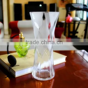 Elegant Clear Glass Vase Wholesale thumbnail-1
