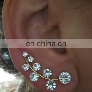Ear Sweep Wrap - Cuff Earring - Gold Filled With Glass Pearl thumbnail-4