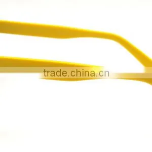 Colorful Sunglasses and Uv400 Sunglasses and Fashionable Sunglasses thumbnail-4