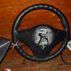 Older BMW X5 Steering Wheel ，BMW Steering Wheel thumbnail-2