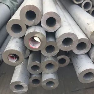 High Quality 304/316 Stainless Steel Pipes and Tubes | Seamless & Welded Metal Pipes With Bending for Industrial Applications thumbnail-5