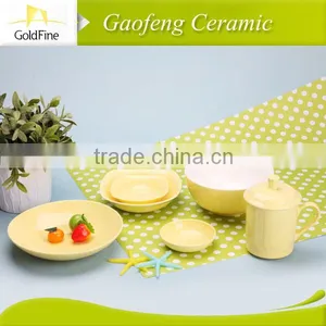 Dinnerware in Stoneware Material thumbnail-1