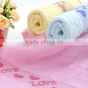 Cheap 100% Cotton LOVE Heart Jacquard Design Towel Cheap Wholesale Hand Towels thumbnail-1