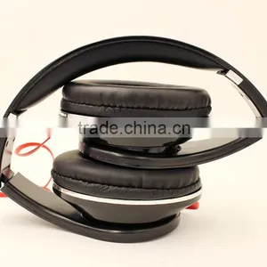 Wholesale Lightweight Hot Sale Colorful Wire Earphone thumbnail-3