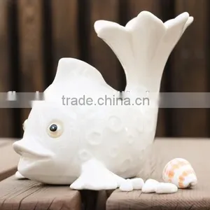 Wholesale New Design Fish Shape Ceramic Flower Vase thumbnail-1