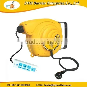 China Innovative 15M Take-up Cable Reel With Handlamp thumbnail-1