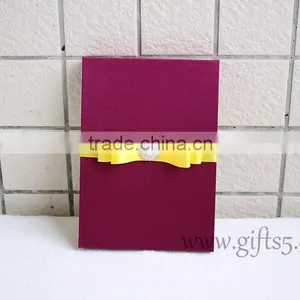 Decorative Wedding Invitation Card Box With Bowknot thumbnail-2