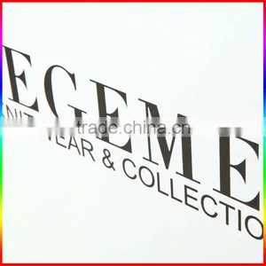 Custom Knitwear Collection White Paper Packing Bag With Gold Foil Logo thumbnail-2