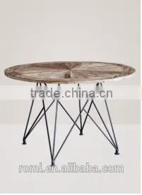 Metal Folding Table With thumbnail-1