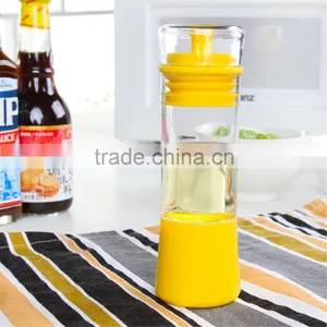 Good Quality Kitchen Tool Cooking Oil Plastic Bottle Healthy Silicone Brush Oil Bottle thumbnail-3