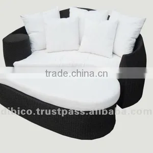 Outdoor Sofa Set thumbnail-1