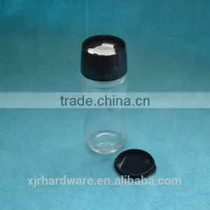 One Handed Salt & Pepper Mill thumbnail-3