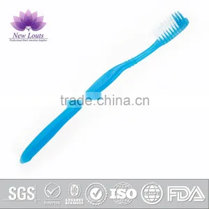 Lower Price Disposable Mini Toothbrush for Import and Export thumbnail-1
