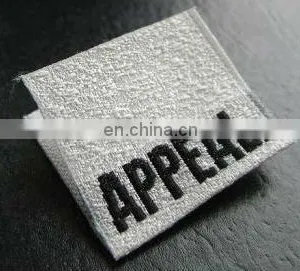 OEM Cheap Woven Garment Labels thumbnail-1