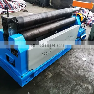 W11 6X2000 Factory Price Mechanical Three-roller Symmetrical Plate Rolling Machine thumbnail-4