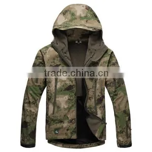 Custom Woman OEM Camo Softshell Jacket thumbnail-5