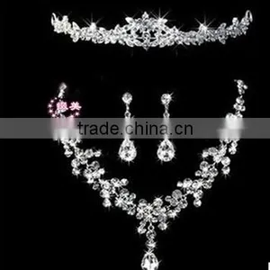 2016 Fashion Alloy Silver Plated Rhinestone Tiara Crown,Necklace,Earring Bridal Wedding Jewelry Set thumbnail-1