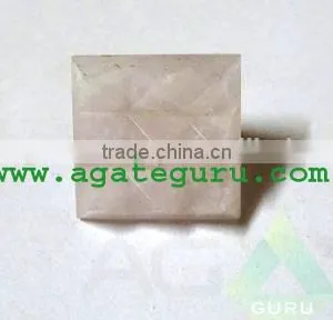 Rose Quartz Vastu Pyramid thumbnail-1